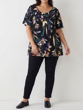 Avenue Black Multicolor Leaf Print Tunic